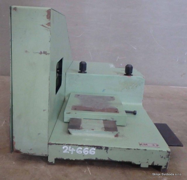 Zařízení pro vnitřní broušení na brusku BUA16  (24666 (4).JPG)